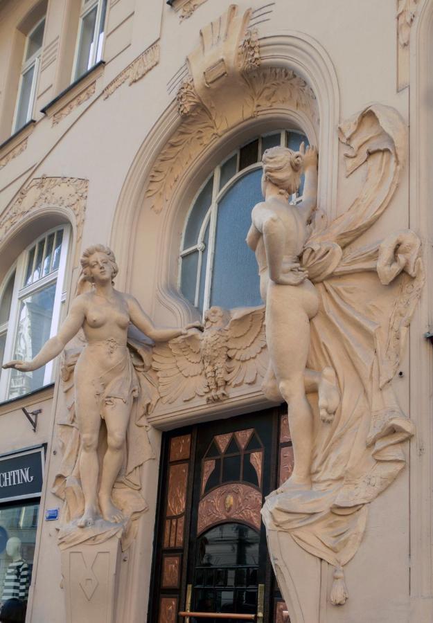 Super Old Town — Photos 2